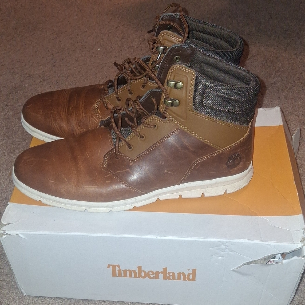 Timberland Graydon Two-Tone Chukka Boots